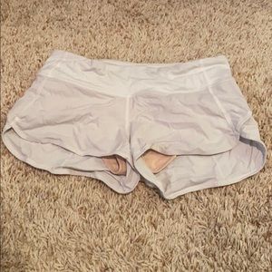 White lululemon shorts
